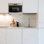 Junior Con Privata Disponibile Su Richiesta *
